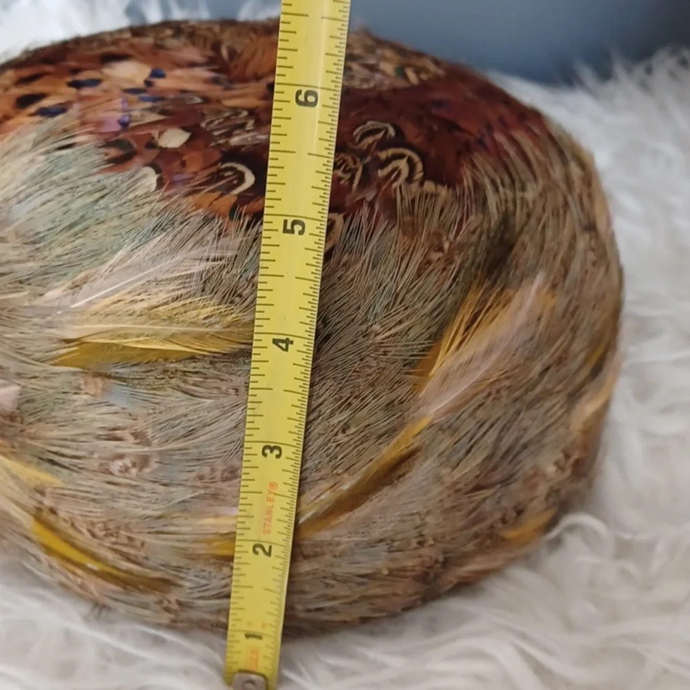 Vintage beautiful feather toque